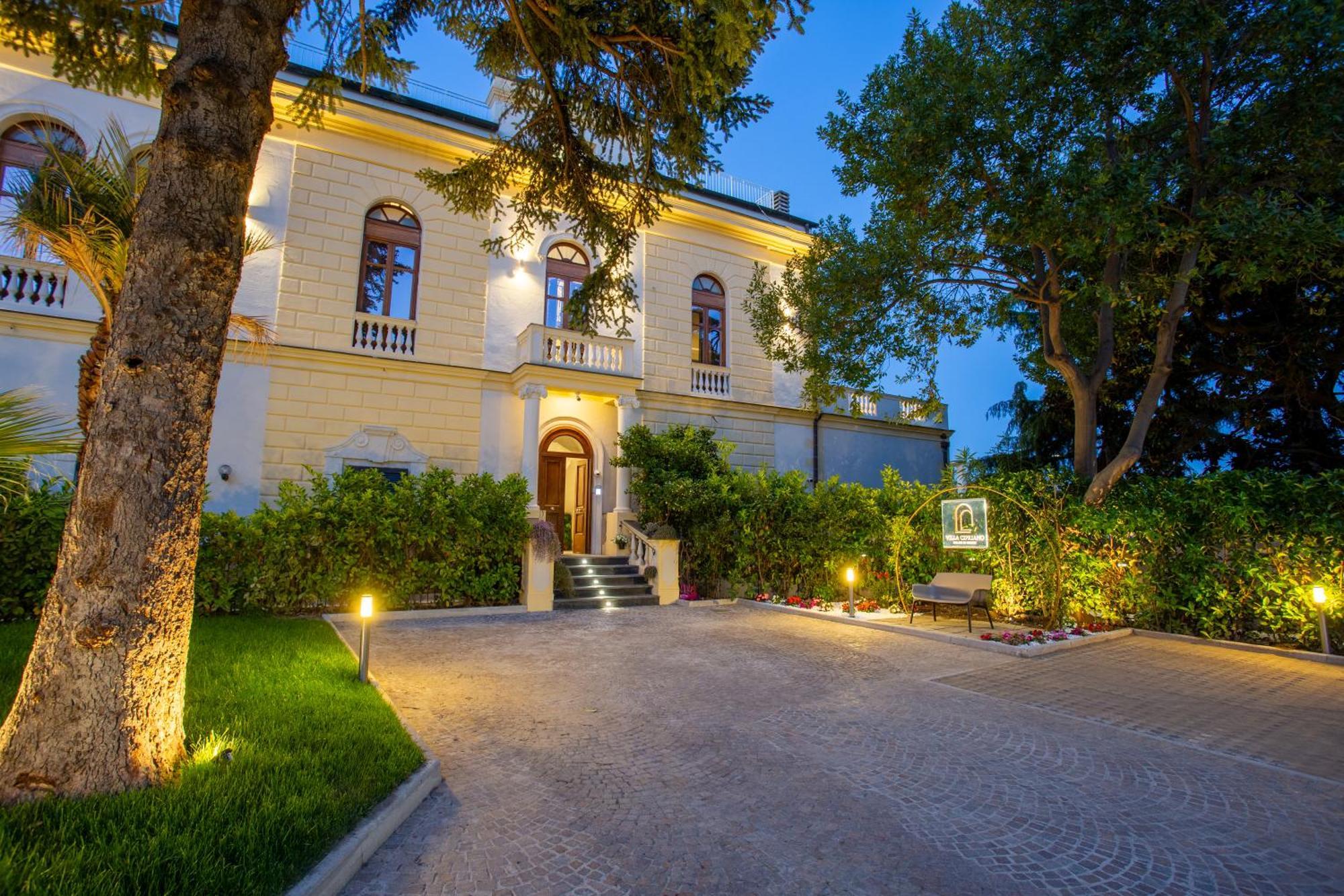 Cipriano - Relais Di Charm Bed & Breakfast Napoli